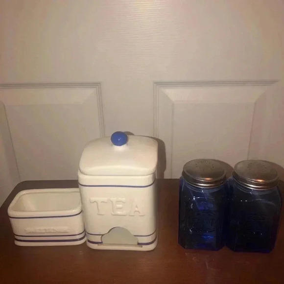 Set of 4/tea -sweetener- salt & pepper canisters - Picture 1 of 6